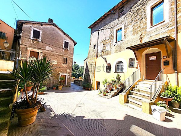 appartamento in vendita a Corchiano