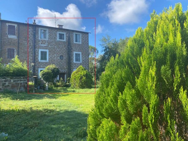 casa indipendente in vendita a Corchiano