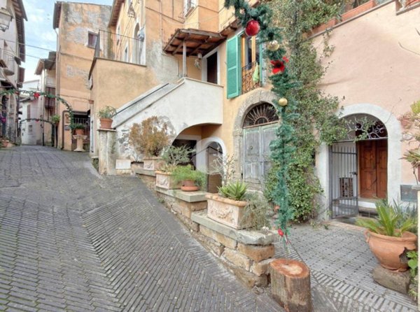 appartamento in vendita a Corchiano