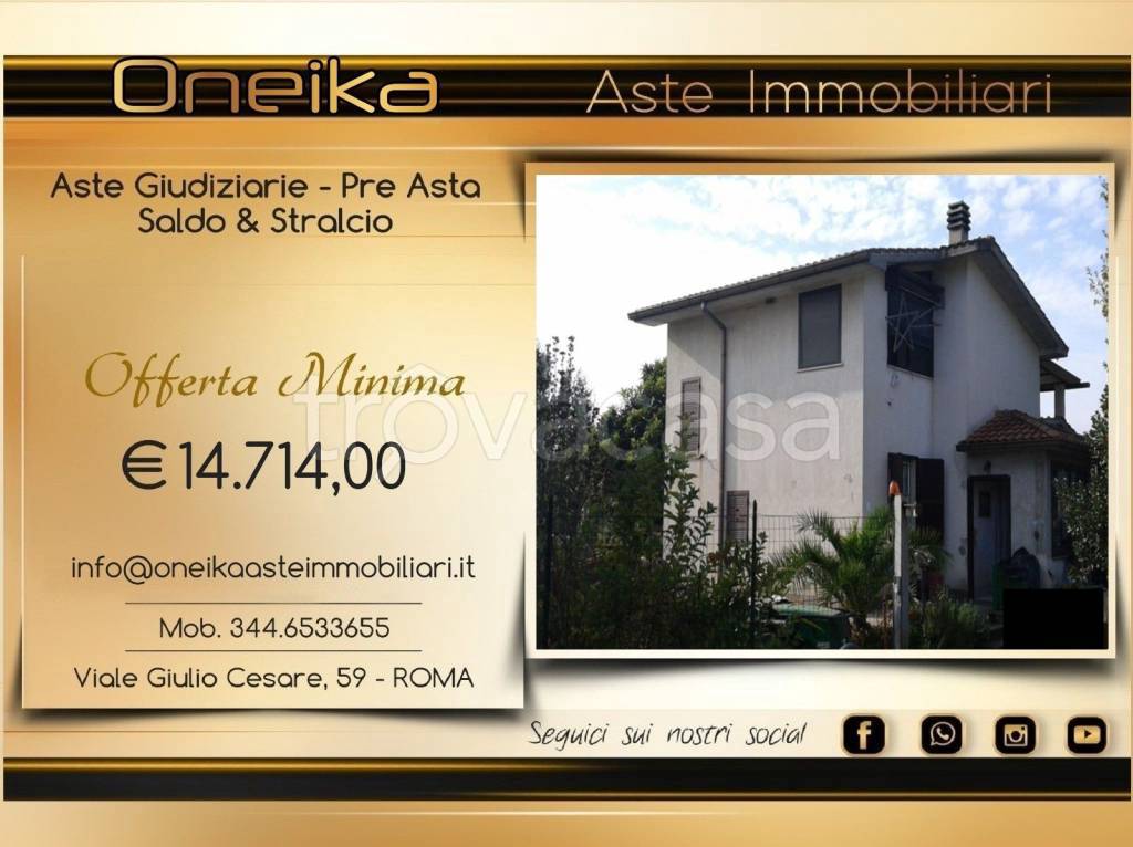 casa indipendente in vendita a Corchiano