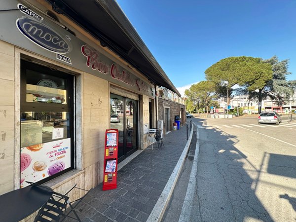 negozio in vendita a Corchiano