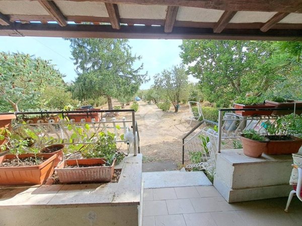 casa indipendente in vendita a Fabrica di Roma