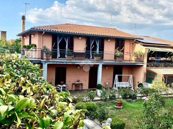 casa indipendente in vendita a Fabrica di Roma