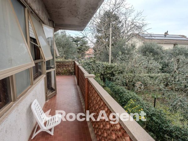appartamento in vendita a Fabrica di Roma