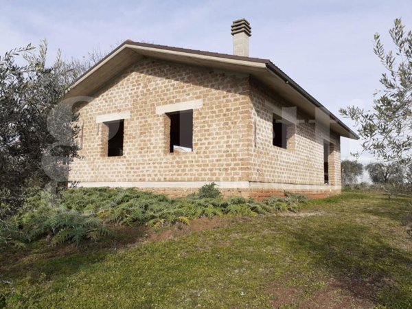 casa indipendente in vendita a Fabrica di Roma in zona Faleri