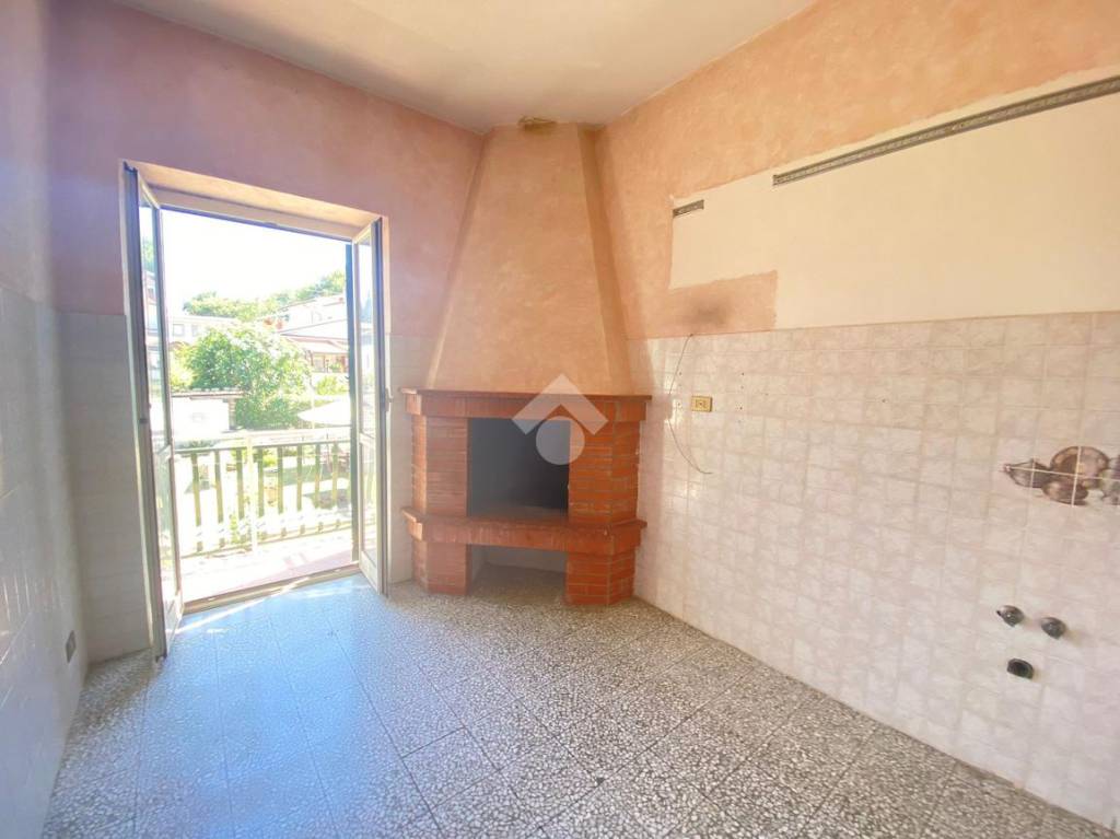 appartamento in vendita a Fabrica di Roma