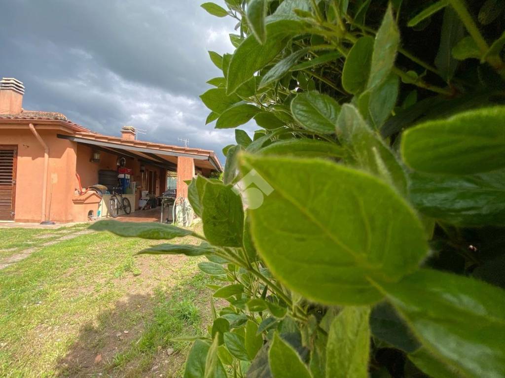 casa indipendente in vendita a Fabrica di Roma