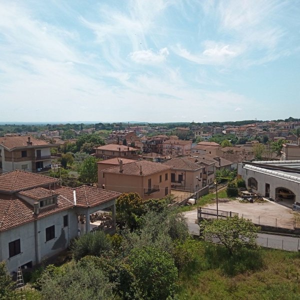 appartamento in vendita a Fabrica di Roma