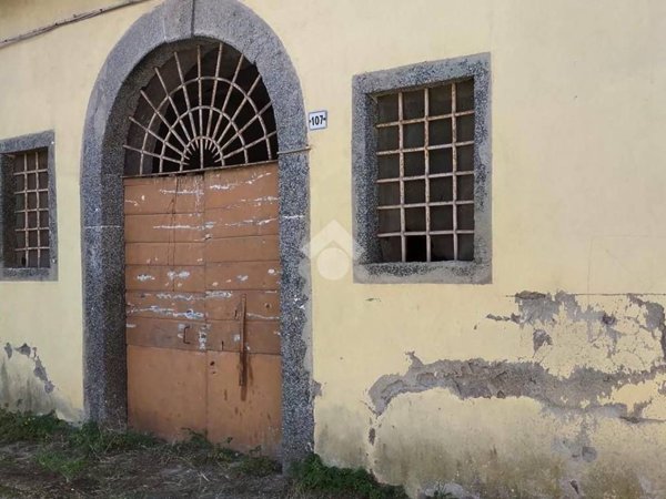 locale di sgombero in vendita a Fabrica di Roma