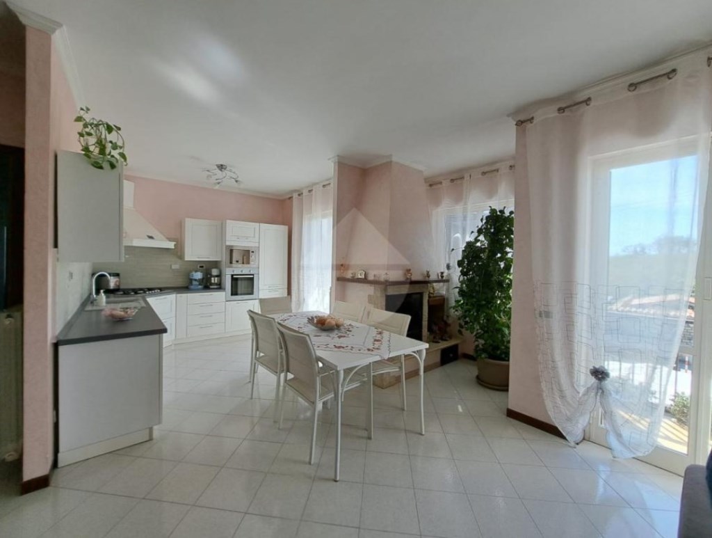 casa indipendente in vendita a Fabrica di Roma
