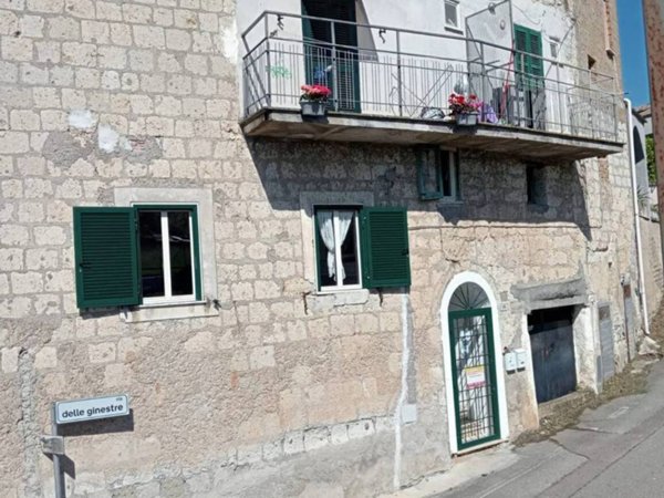 appartamento in vendita a Fabrica di Roma