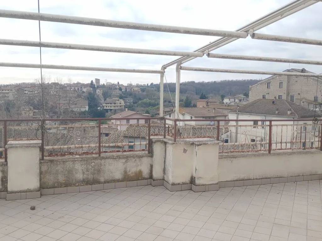 appartamento in vendita a Fabrica di Roma
