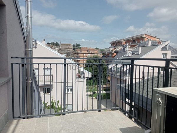 appartamento in vendita a Fabrica di Roma