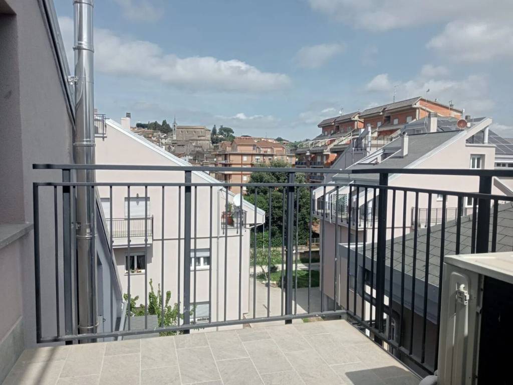 appartamento in vendita a Fabrica di Roma