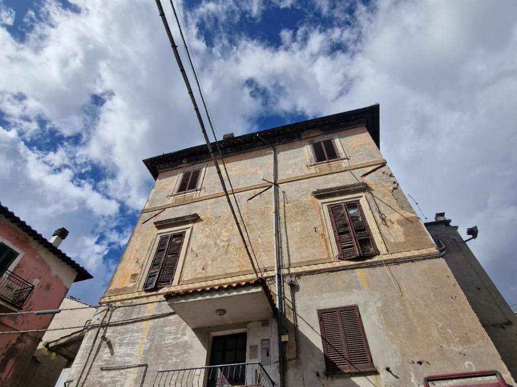 appartamento in vendita a Fabrica di Roma