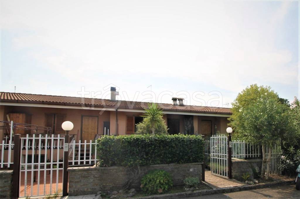 casa indipendente in vendita a Fabrica di Roma