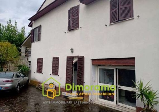 appartamento in vendita a Fabrica di Roma