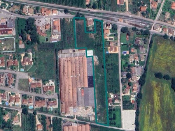 locale di sgombero in vendita a Fabrica di Roma in zona Faleri