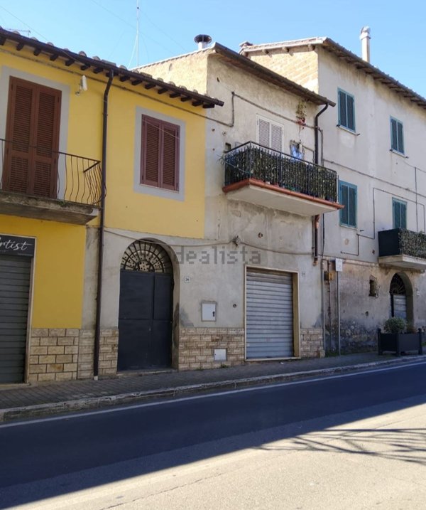 locale commerciale in vendita a Fabrica di Roma