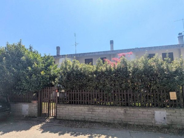 casa indipendente in vendita a Fabrica di Roma