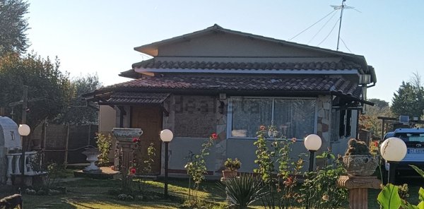 quadrivano in vendita a Fabrica di Roma