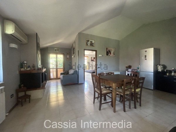 casa indipendente in vendita a Fabrica di Roma in zona Faleri