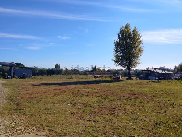 casale in vendita a Fabrica di Roma