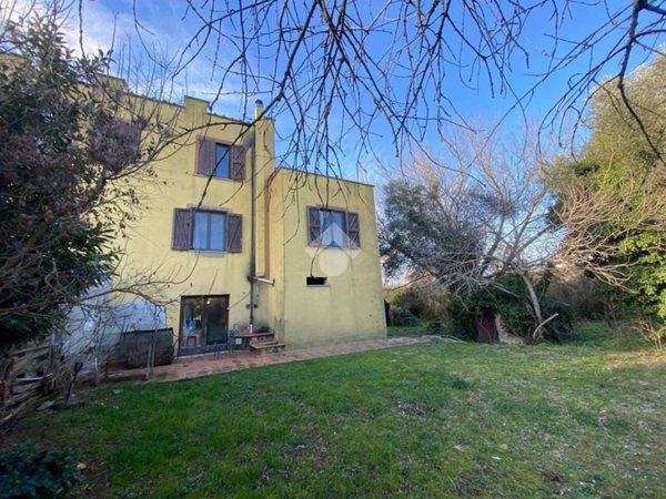 appartamento in vendita a Fabrica di Roma