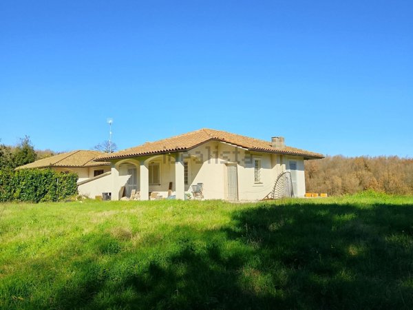 casa indipendente in vendita a Fabrica di Roma