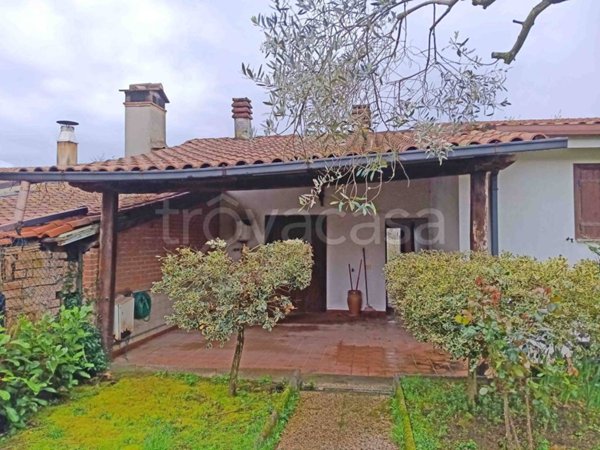 casa indipendente in vendita a Fabrica di Roma