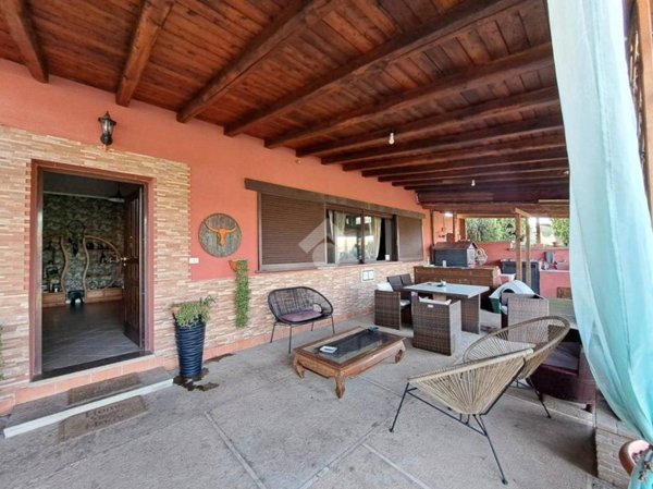 casa indipendente in vendita a Fabrica di Roma in zona Faleri