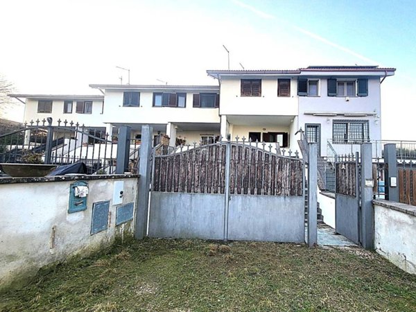 casa indipendente in vendita a Fabrica di Roma