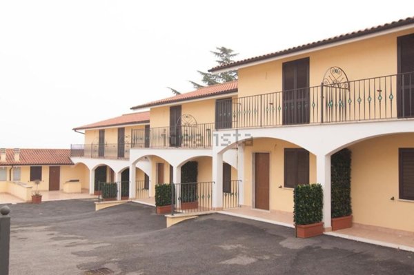 appartamento in vendita a Fabrica di Roma