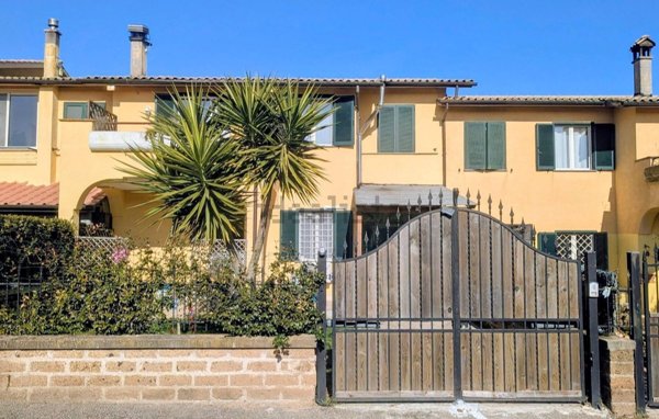 casa indipendente in vendita a Fabrica di Roma