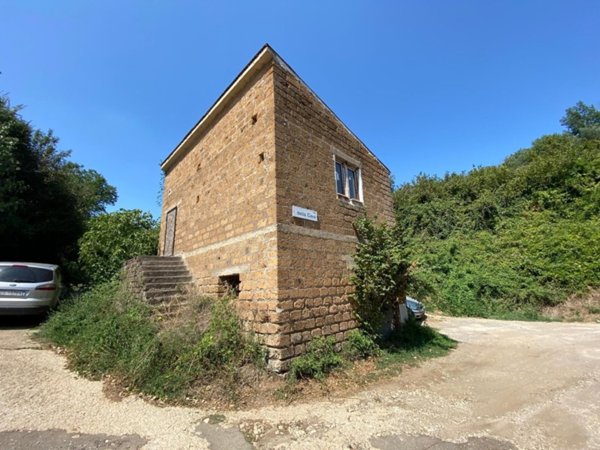 casa indipendente in vendita a Fabrica di Roma