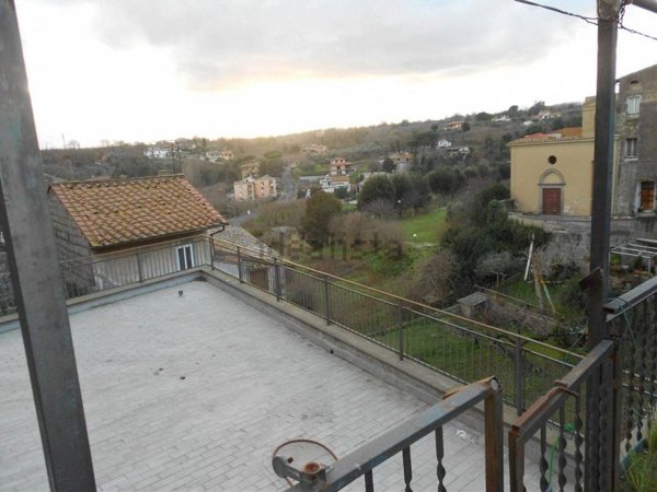 appartamento in vendita a Fabrica di Roma