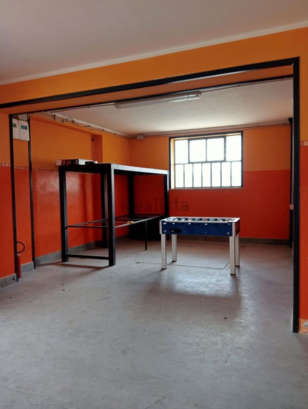 ufficio in vendita a Fabrica di Roma