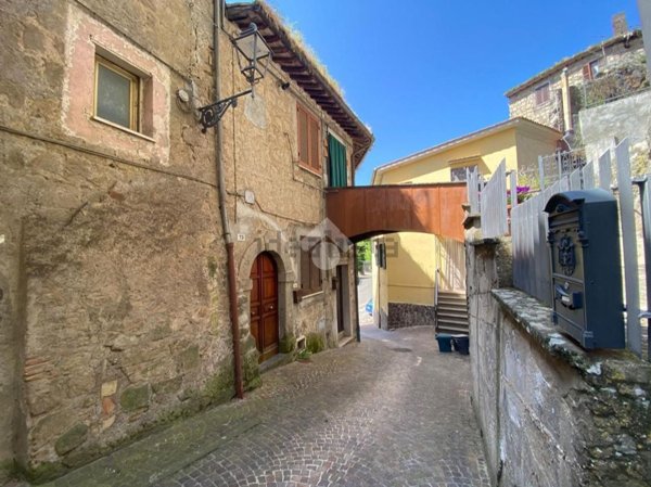 appartamento in vendita a Fabrica di Roma