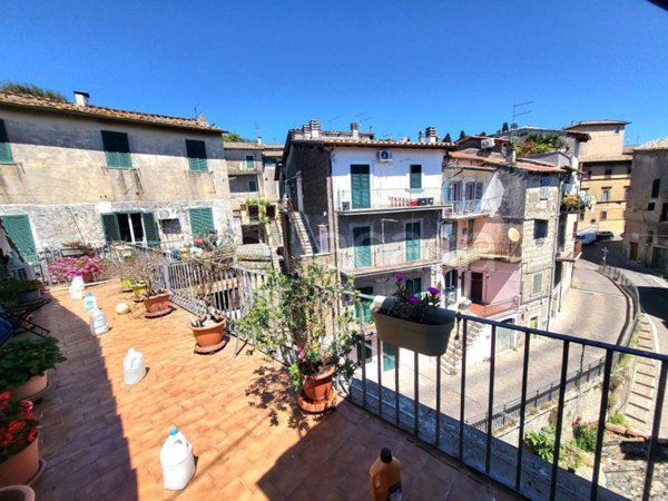 appartamento in vendita a Fabrica di Roma