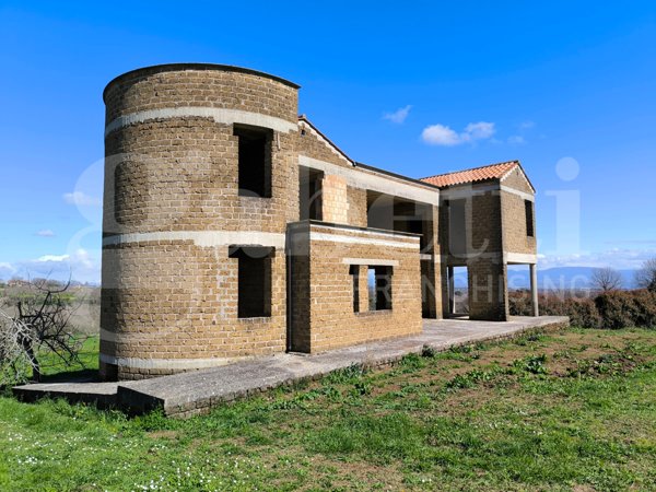 casa indipendente in vendita a Fabrica di Roma