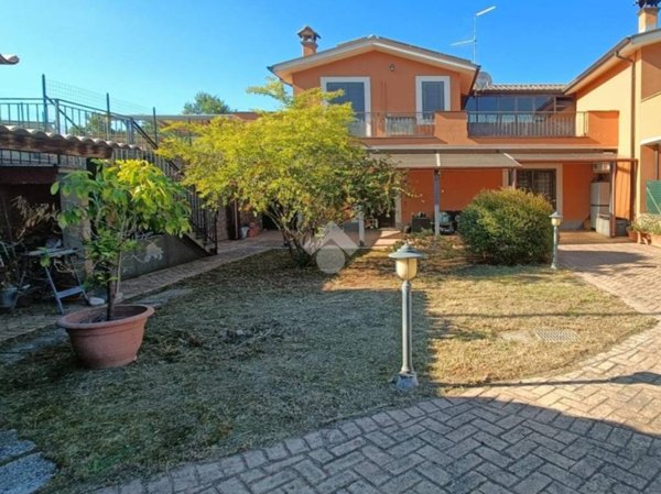 casa indipendente in vendita a Fabrica di Roma in zona Faleri