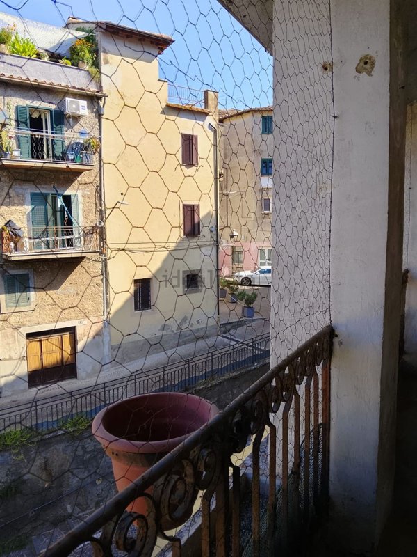 appartamento in vendita a Fabrica di Roma