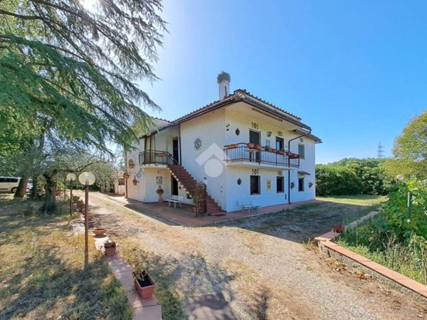 casa indipendente in vendita a Fabrica di Roma in zona Faleri