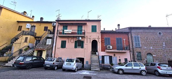 appartamento in vendita a Faleria