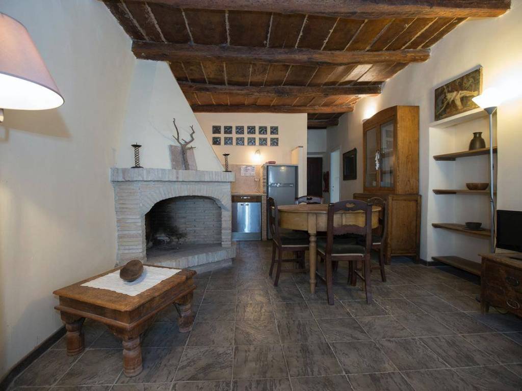 appartamento in vendita a Faleria