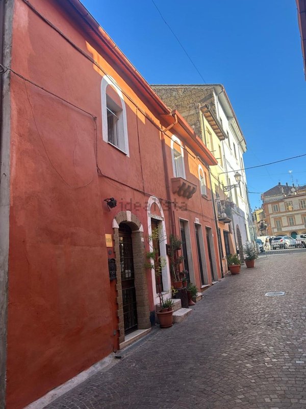 appartamento in vendita a Faleria