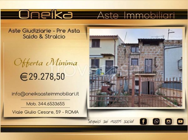 casa indipendente in vendita a Faleria