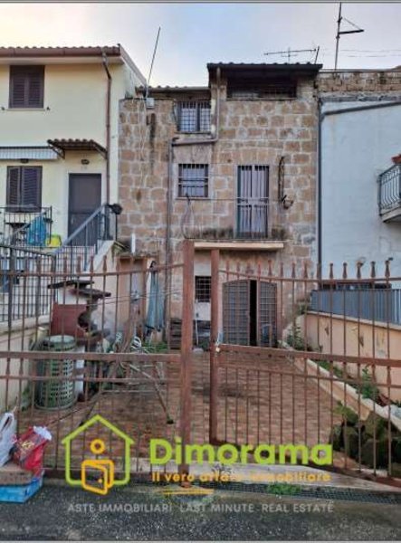 appartamento in vendita a Faleria