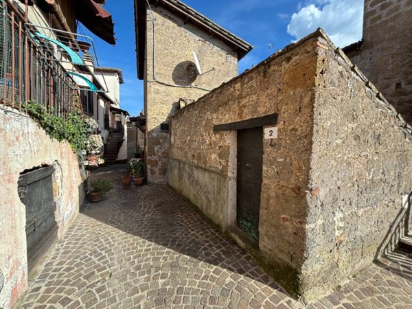 appartamento in vendita a Faleria