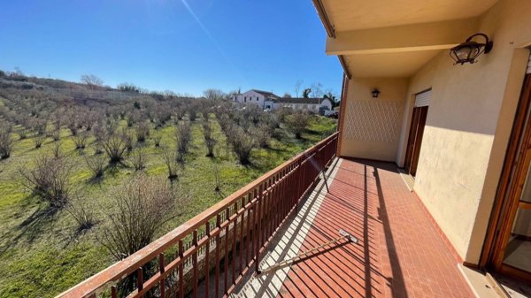 appartamento in vendita a Faleria